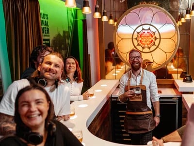 Stadt, Geschichte und Hopfen: Bier Tour Pilsner hautnah erleben