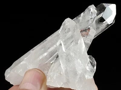CrystalScents Schmuckdesign mit bergkristall für besondere Momente