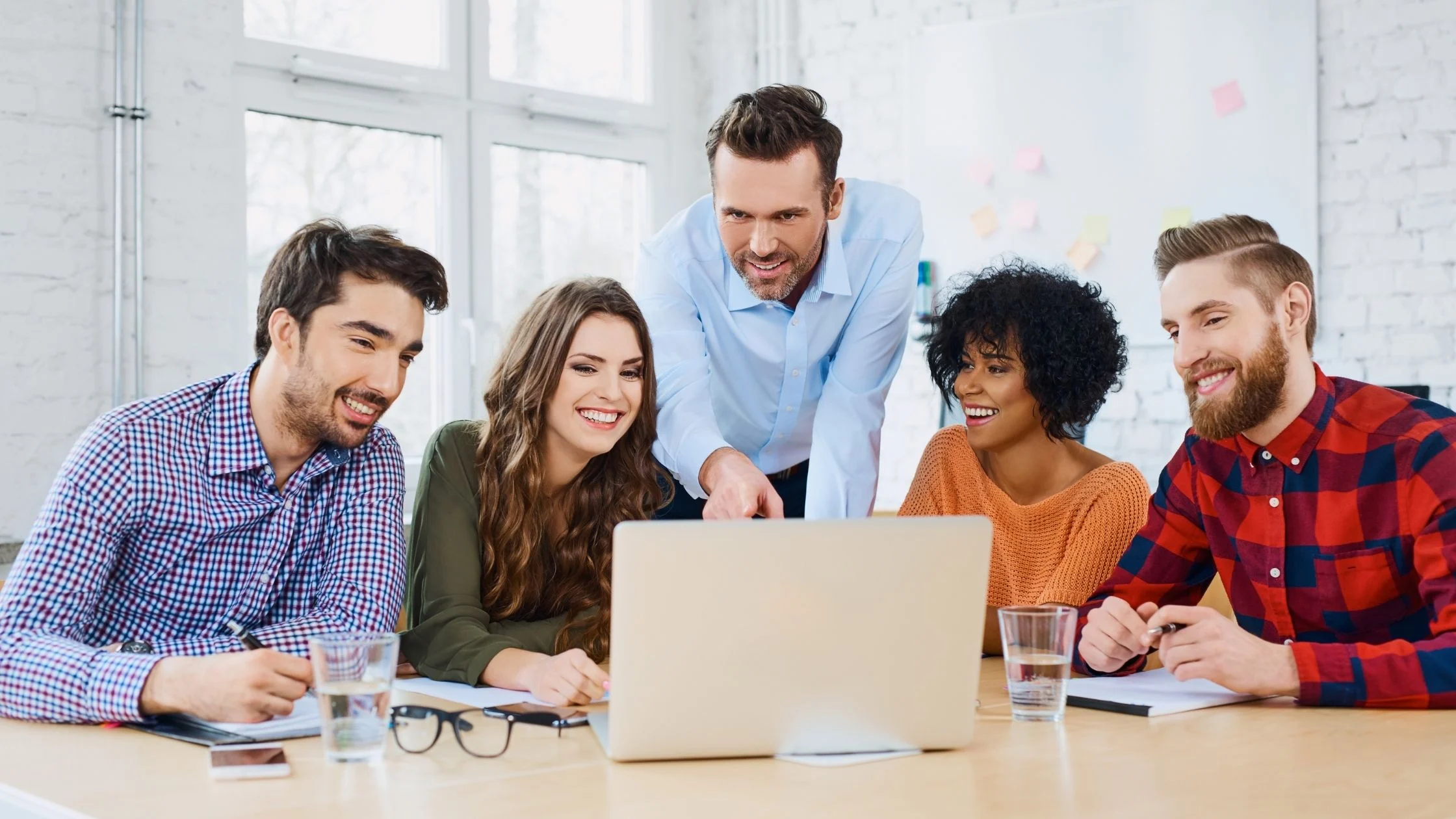 Vivont Berlin: Ihre SEO Agentur für Google Suchmaschinenoptimierung und professionelles Autocomplete Marketing