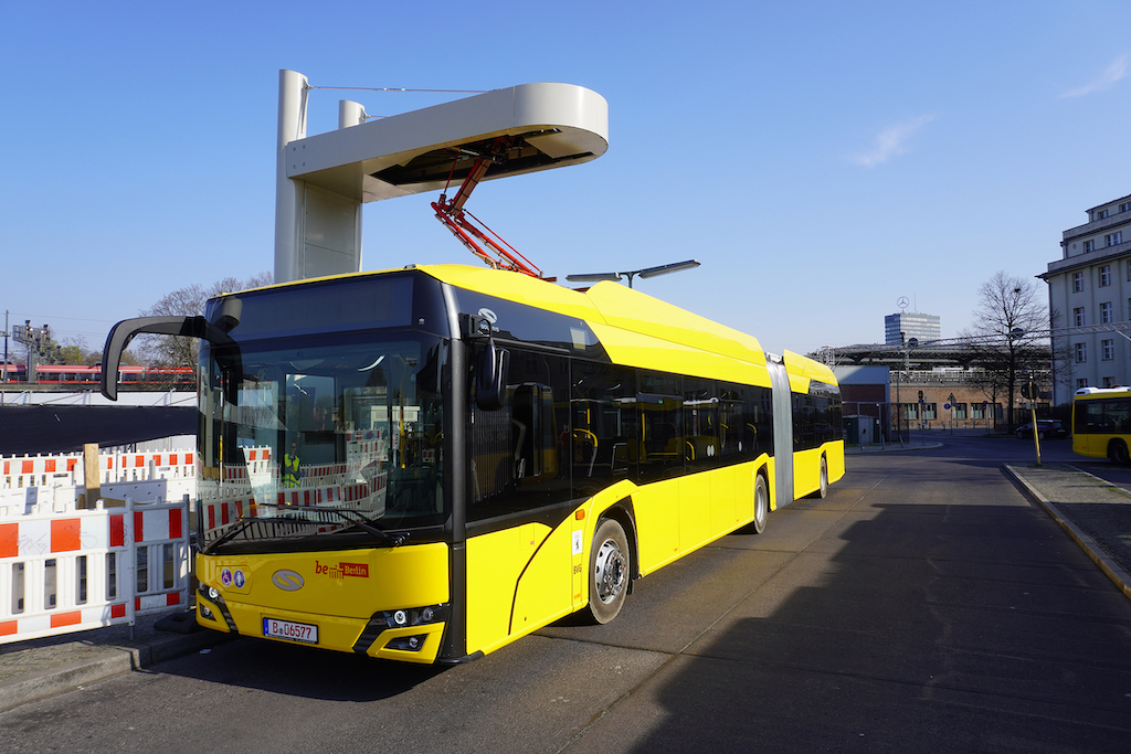 Elektrobusse für die Zukunft: Geschäftsführer Paul Kienberger über die Bedeutung der neuen Elektrobusse im Linienverkehr und deren innovativer Technologie