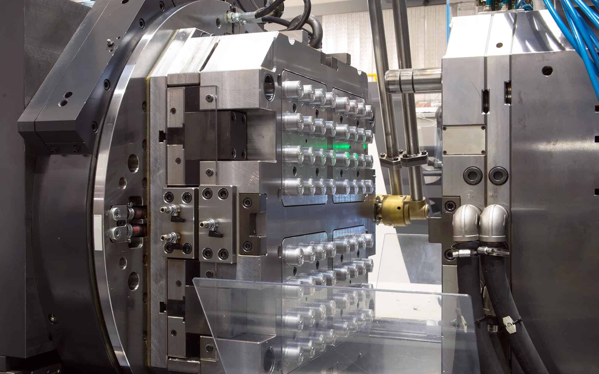 Formenbau Spritzguss für Kunststoffteile bei Maxnext GmbH – Alles aus Einer Hand Online