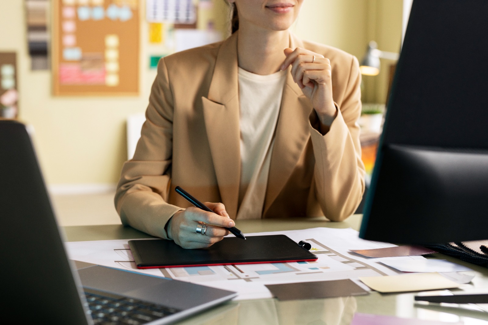 Ihr neuer Job wartet! Jetzt Stellenangebote bei der E+Service+Check GmbH ansehen