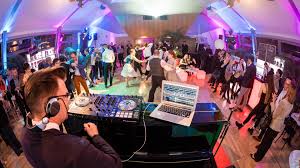 Einmalige Beats mit DJ-Oberösterreich: Erlebe die Magie der Musik