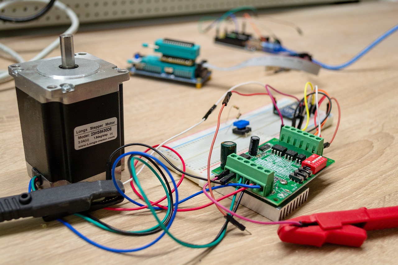 Wesentliche Faktoren, die bei der Anpassung eines Elektromotors an Ihre Bedürfnisse zu berücksichtigen sind