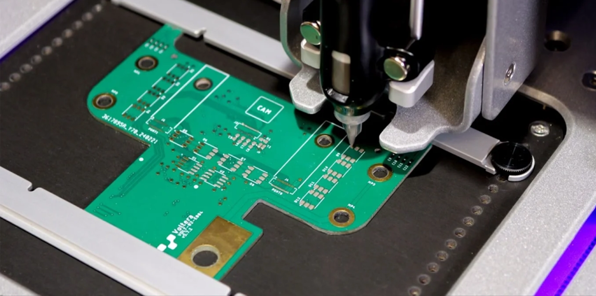 Heizungs- und Lüftungsplatine – Viasion als Partner für Qualität